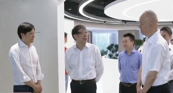 陳希在北京中關村調研時強調 以更加積極更加開放更加有效的人才政策 聚天下英才而用之